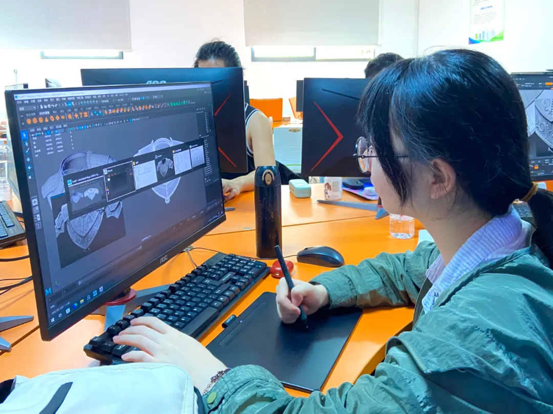 1744266871673360.png eeb36765b6c112809ca5c937c111583.png