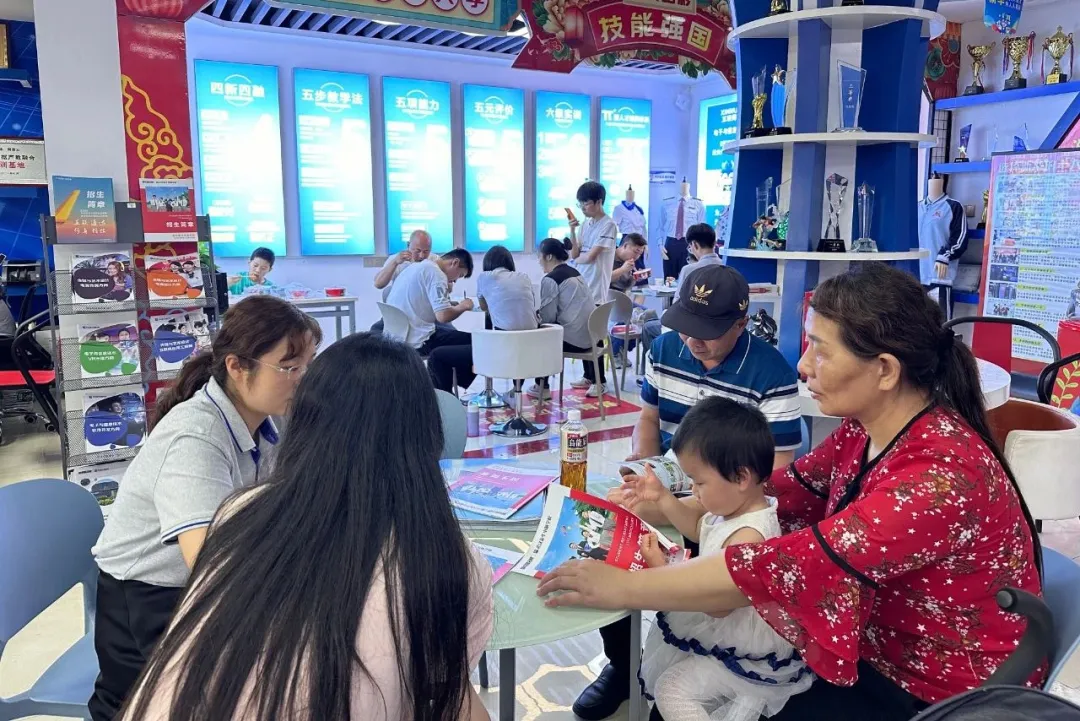 1744270837493216.png 00d7e52ff27d93b1f08dc3529ef087d.png