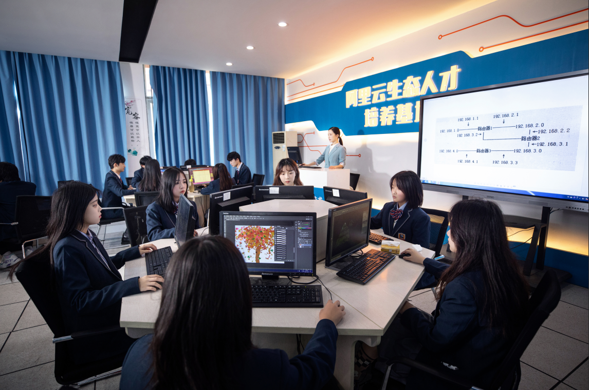 1761813596104081.png 微信图片_2025-10-29_173500_734.png