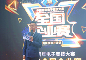 ���Ӿ���ѧУ