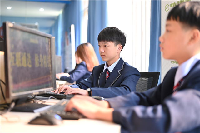 武汉新华电脑学校2024年春季预科班报名···