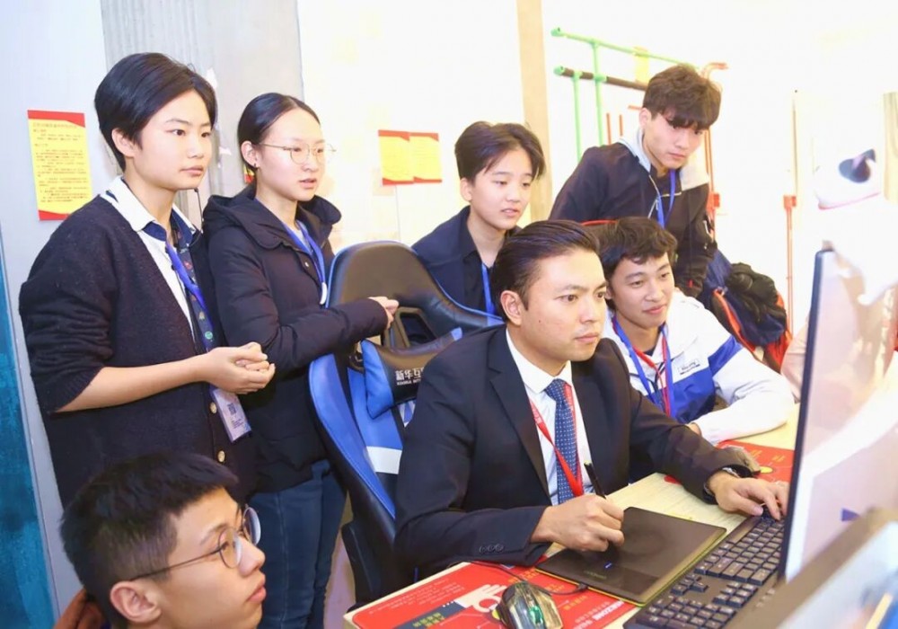刚开学就不想上学？转学换赛道正当时！